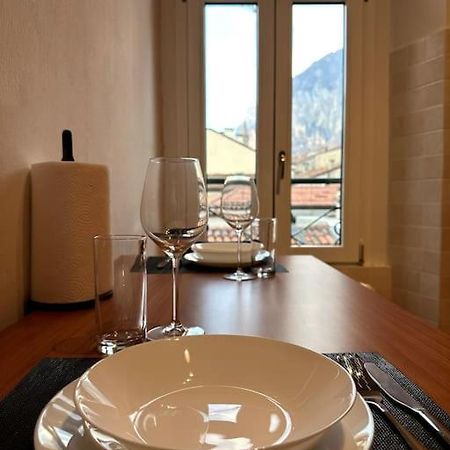 Comfy Apartment In Lecco 2 Exteriör bild