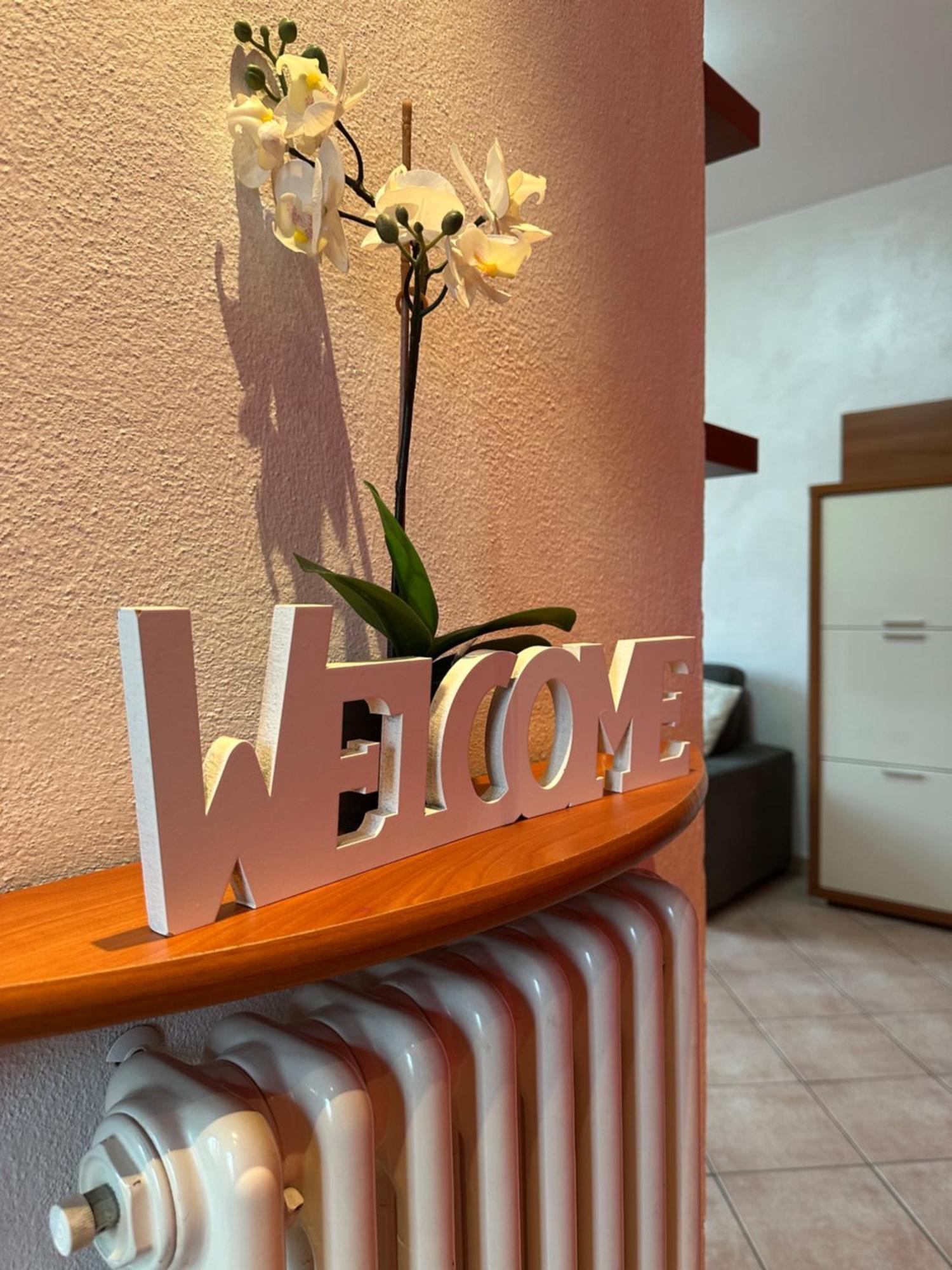 Comfy Apartment In Lecco 2 Exteriör bild